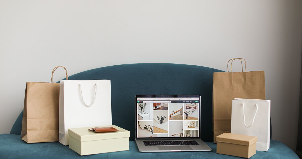 Tienda online abierta en un ordenador portátil